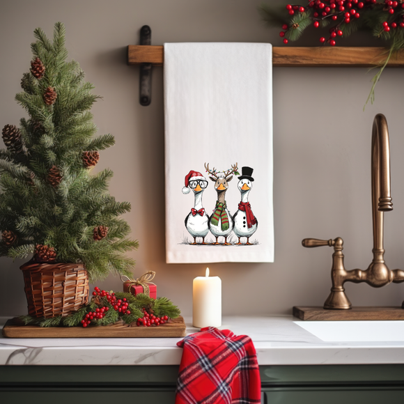 Christmas Geese Flour Sack Towel – Funny Holiday Kitchen Towel, Farmhouse Christmas Decor, Animal Lover Gift, Hostess Gift
